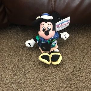 Mickey Mouse as a tourist beanie
